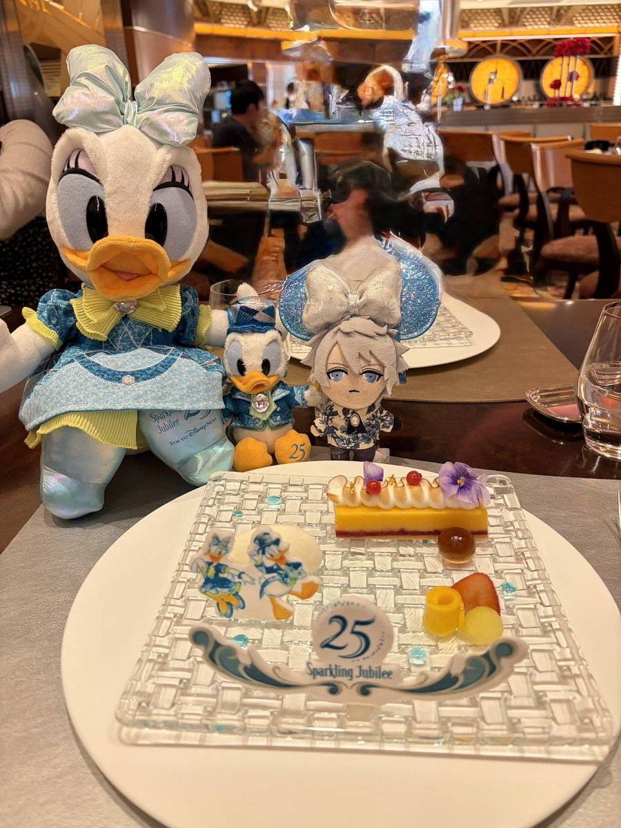 りかこ tweet media