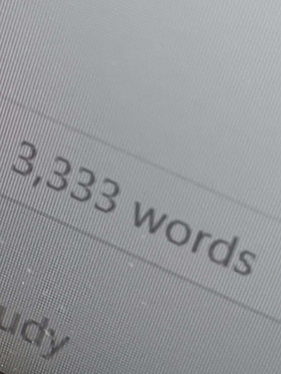 LoxyyWasTaken's tweet photo. After 3 years I have a full final draft I'm happy with!
Now, with some help from outside parties, I just need to find out what needs to be changed, removed, added, or swapped around.
#shortstory 
1/2 https://t.co/5BkwiBR8tw