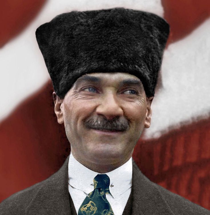 Bugün 23 Nisan. Egemenliğin kayıtsız şartsız millete teslim edildiği, TBMM’nin açıldığı gündür.
Böyle bayram olmaz!
Yas mı ilan edildi? Hayır!
Atatürk’ün adım adım Cumhuriyet’in temellerini attığı bu büyük gün unutturulamaz.  Egemenlik milletindir!
🇹🇷 #23NisanKutluOlsun #Atatürk