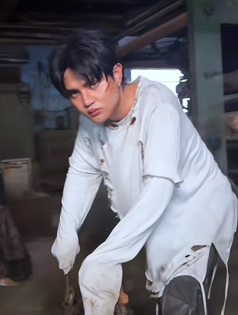 ʀᴀᴇ 𖤣 ☼ tweet media