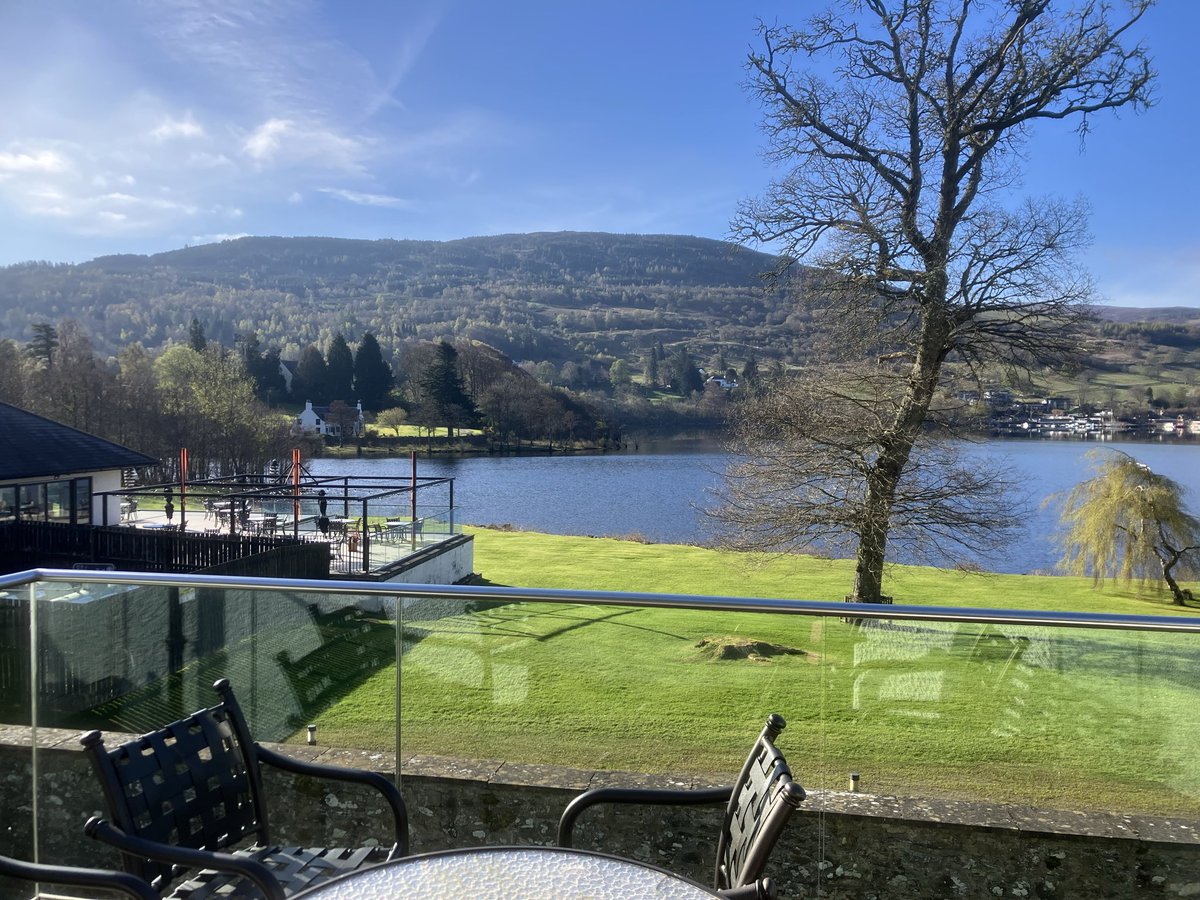 Glorious morning on Loch Tay