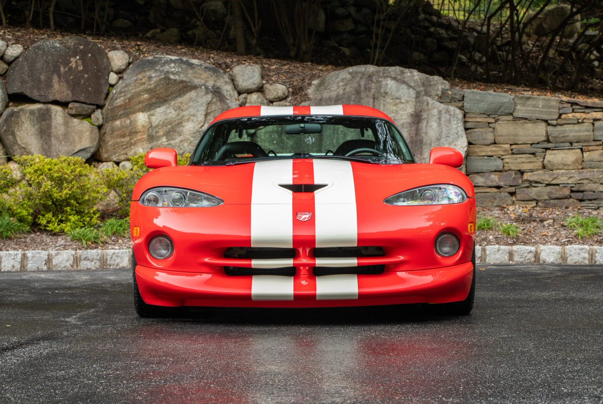 KingOfMopar1's tweet image. 2002 Dodge Viper GTS Coupe Final Edition