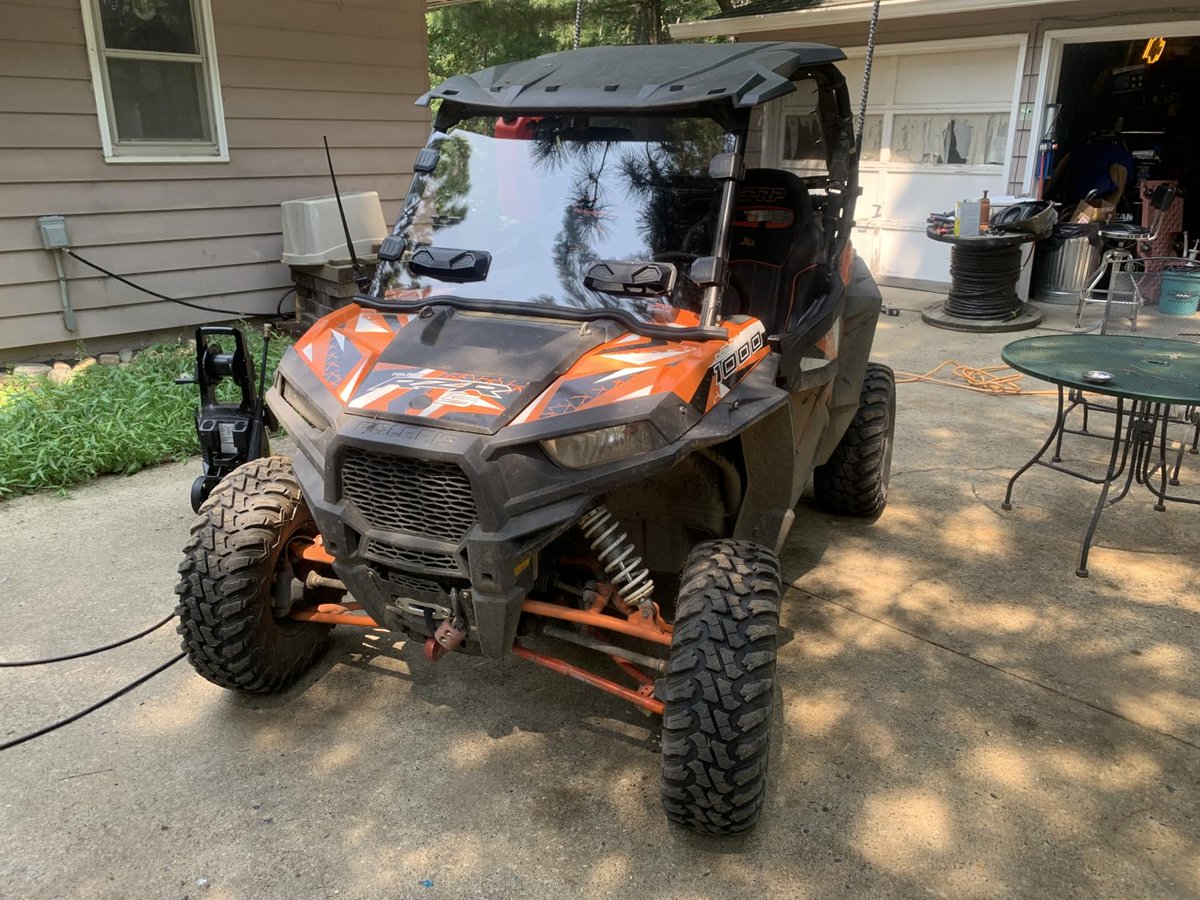 StarknightMT's tweet image. RZR, Maverick, Gator... We’ve got the full lineup covered! 

Whether you're hauling on the farm or ripping through the dunes, StarknightMT's windshields have your back.

Post your #starknightmt setup and get  $10 back!
 starknightmt.com/pages/share-yo…

#OffRoad #GearUp #sxs  #utvlife