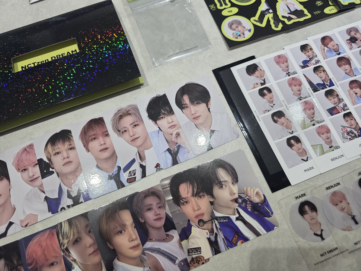 백2 #TASTE tweet media