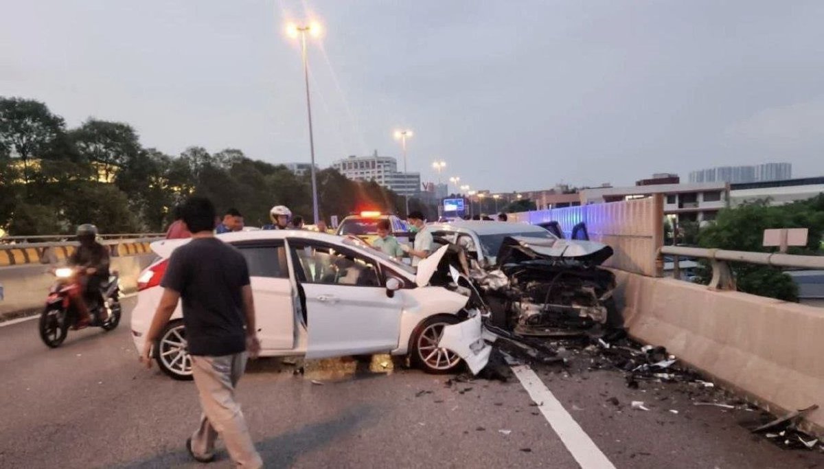 UpdateInfo🇲🇾🌍 tweet media