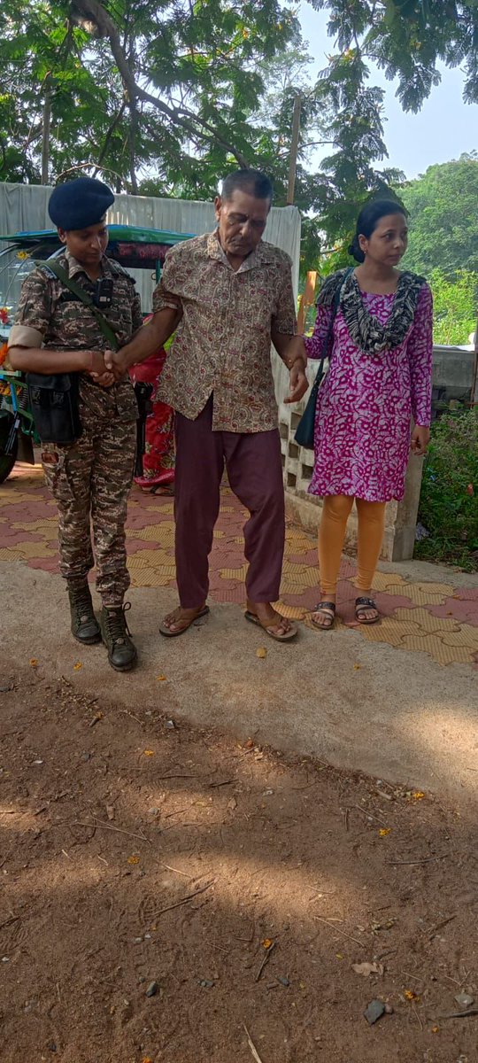 crpfindia's tweet image. Peaceful polling in progress!

​Troops of G/88 (M) BN, as part of ADHOC-387, have successfully ensured a smooth and secure voting process at at Mission Girls Urban Junior Basic School, Paschim Medinipur. Committed to democracy.

 #NationFirst
#Vandematram150