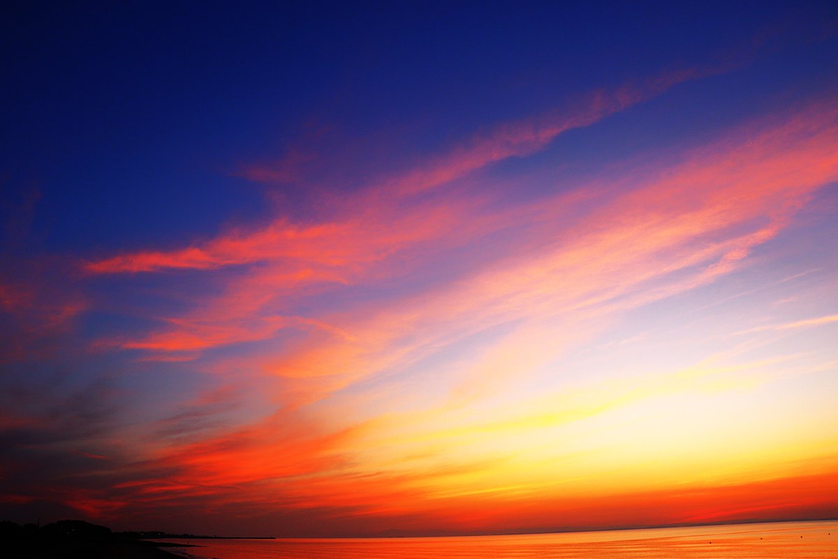 kumejirou202509's tweet image. 4月24日（金） #日の出
おはようございます🌤️
4月も残り1週間となりましたね
来週はいよいよゴールデンウィーク、楽しみです😏

皆様、本日もよろしくお願いいたします🙇
素敵な一日をお過ごしください🤗