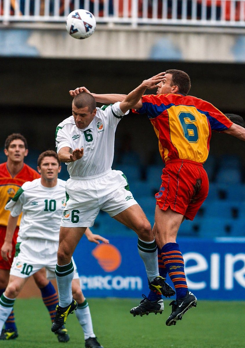 ildelima6's tweet photo. Roy Keane 👊🏻🇮🇪⚽️ #ireland #andorra #throwbackthursday #miniestadi #legend https://t.co/w0d5wsq9BD