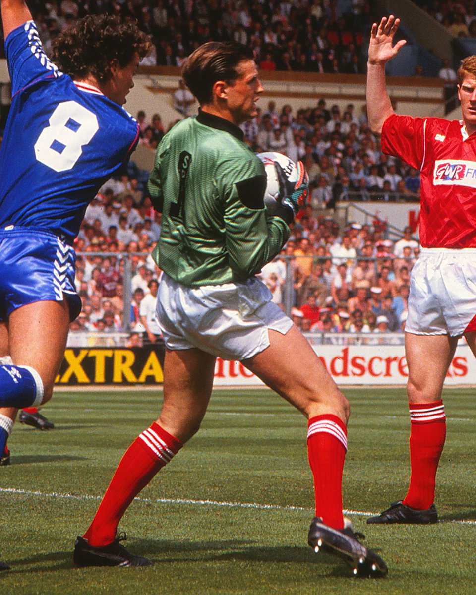 Swindon Town Football Club tweet media