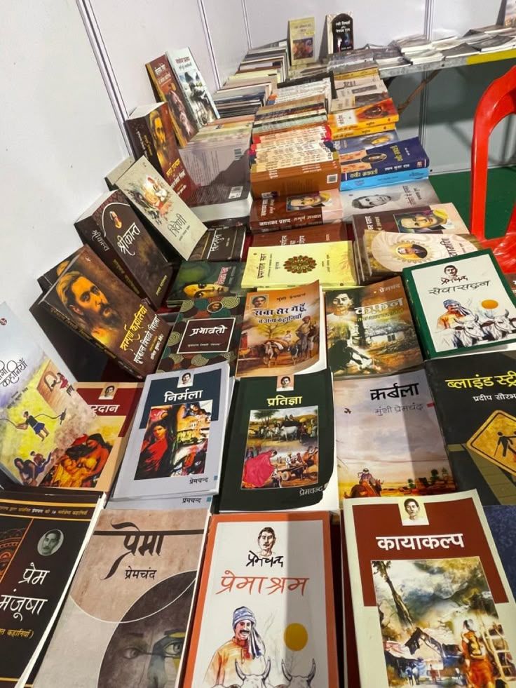 Annu_Rathore_'s tweet image. 📌

आज विश्व पुस्तक दिवस है… आज के दिन किताबें गिफ्ट करने की खूबसूरत परंपरा है।।

अपनी पसंद की किताब बताओ, आपको @Annu_Rathore_  द्वारा उस किताब की PDF भेजी जाएगी। 🙌 

#WorldBookDay #ReadMore #BookLove