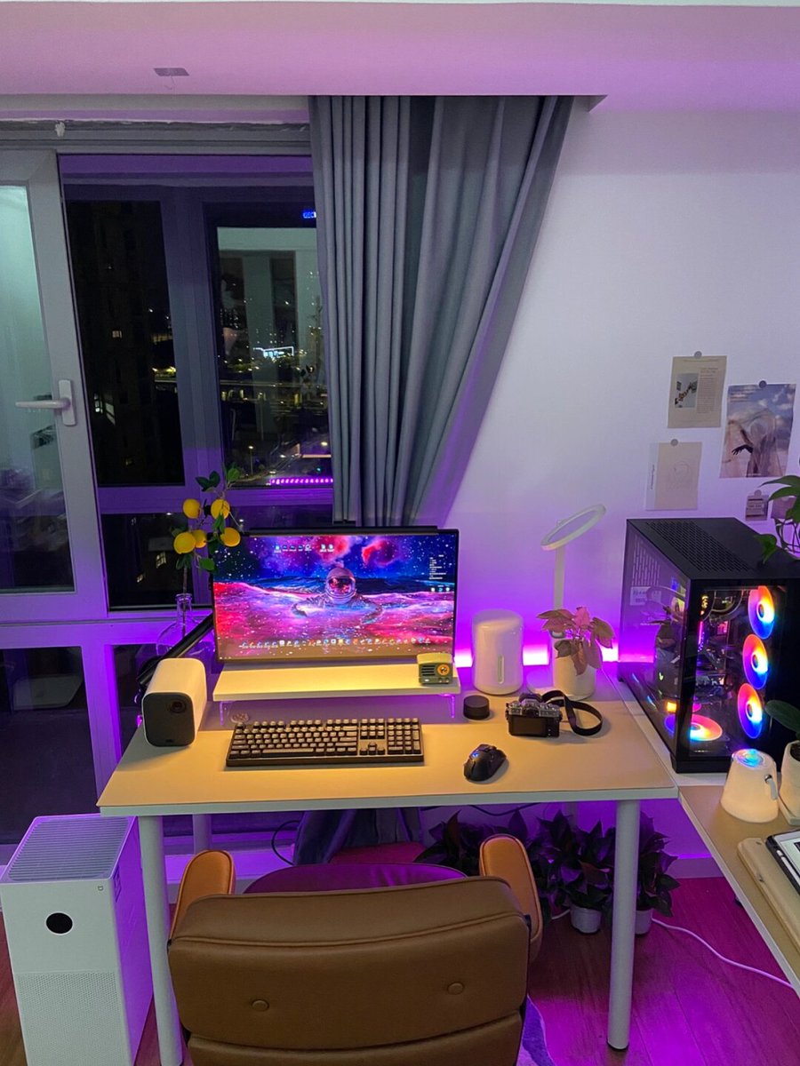 lec tweet media
