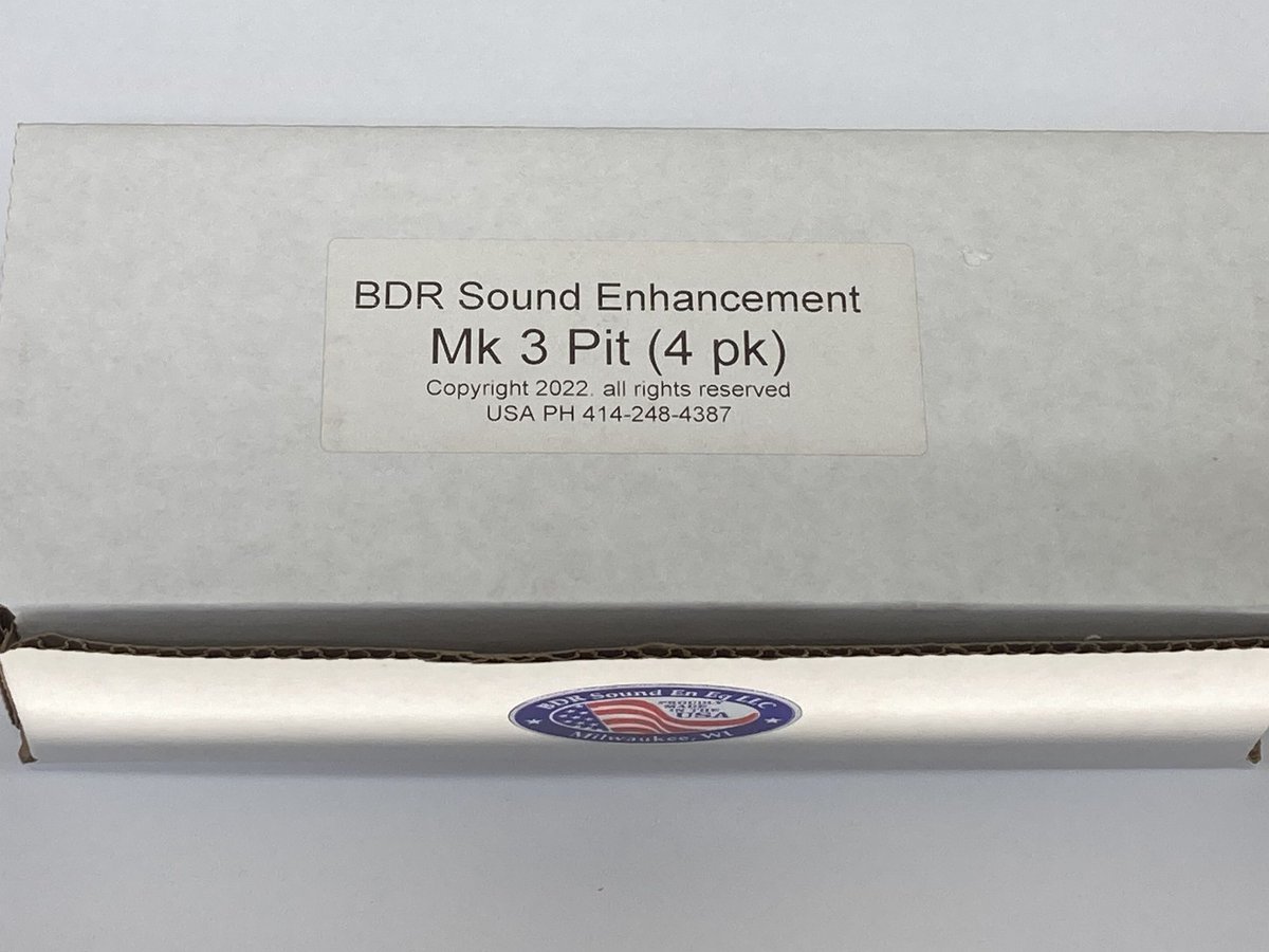 pacificaudio_PA's tweet image. 【Black Diamond Racing】

カーボン・ファイバー素材のインシュレーター👍
情報の濁りだけを綺麗に取り除きニュートラルな特性で音場の拡がりを実現👆
ぜひお部屋の響きをコントロールしてください😀

audiounion.jp/ct/news/articl…

#DISKUNION　#AUDIOUNION　#オーディオアクセサリー