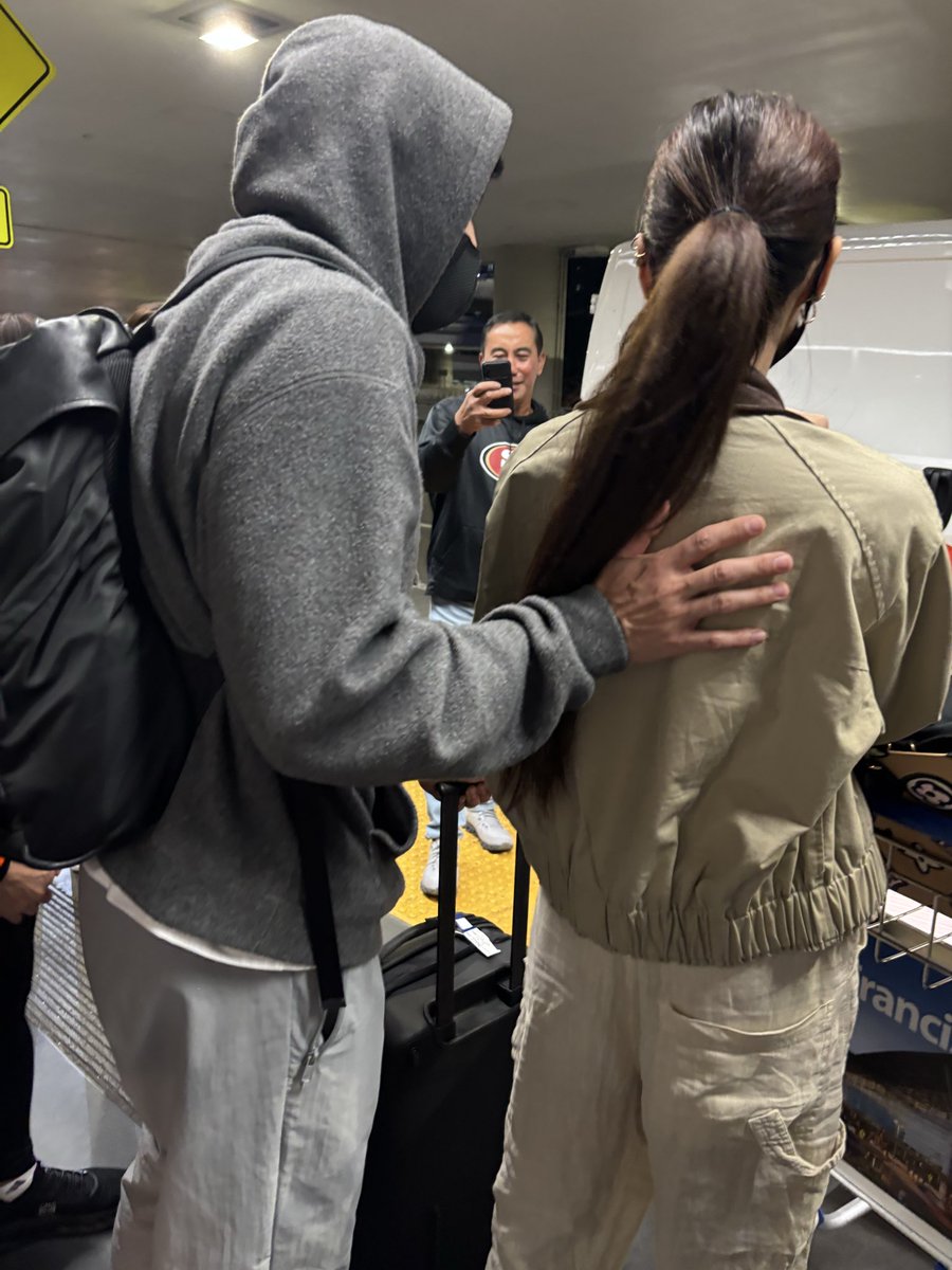 𝐁𝐋𝐔𝐄 𝐉𝐄𝐀𝐍𝐒 👖 tweet media