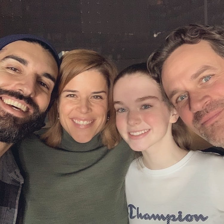 repeatrs's tweet image. 📷 BTS pics of the cast from Clouds (2020) - Neve, Fin, Sabrina, Tomas   #clouds #nevecampbell