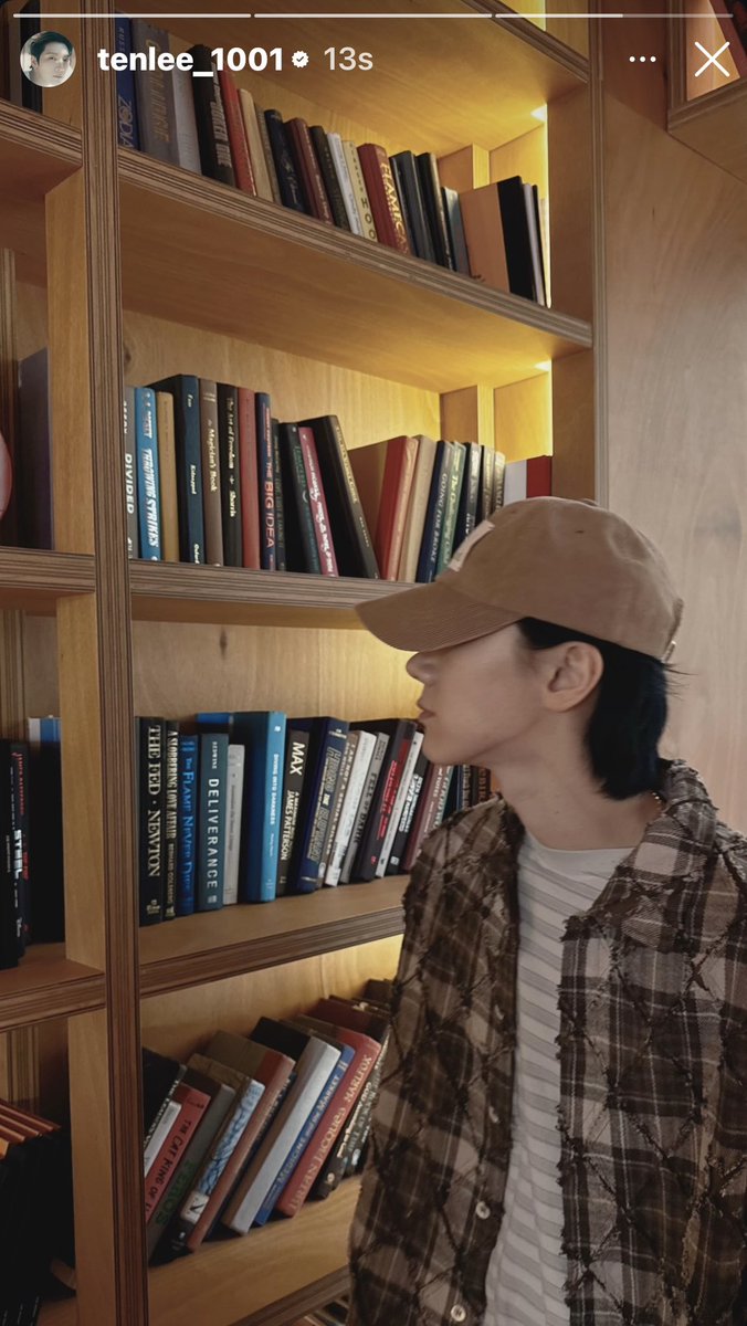 มาแล้ววว หนุ่มลายสก็อตเลิฟเวอร์มาแนะะะ สดชื่น สดใส วันนี้มาต๊อกๆๆ มั้ยน้อ รออยุ่น้าาาา #tenlee_1001