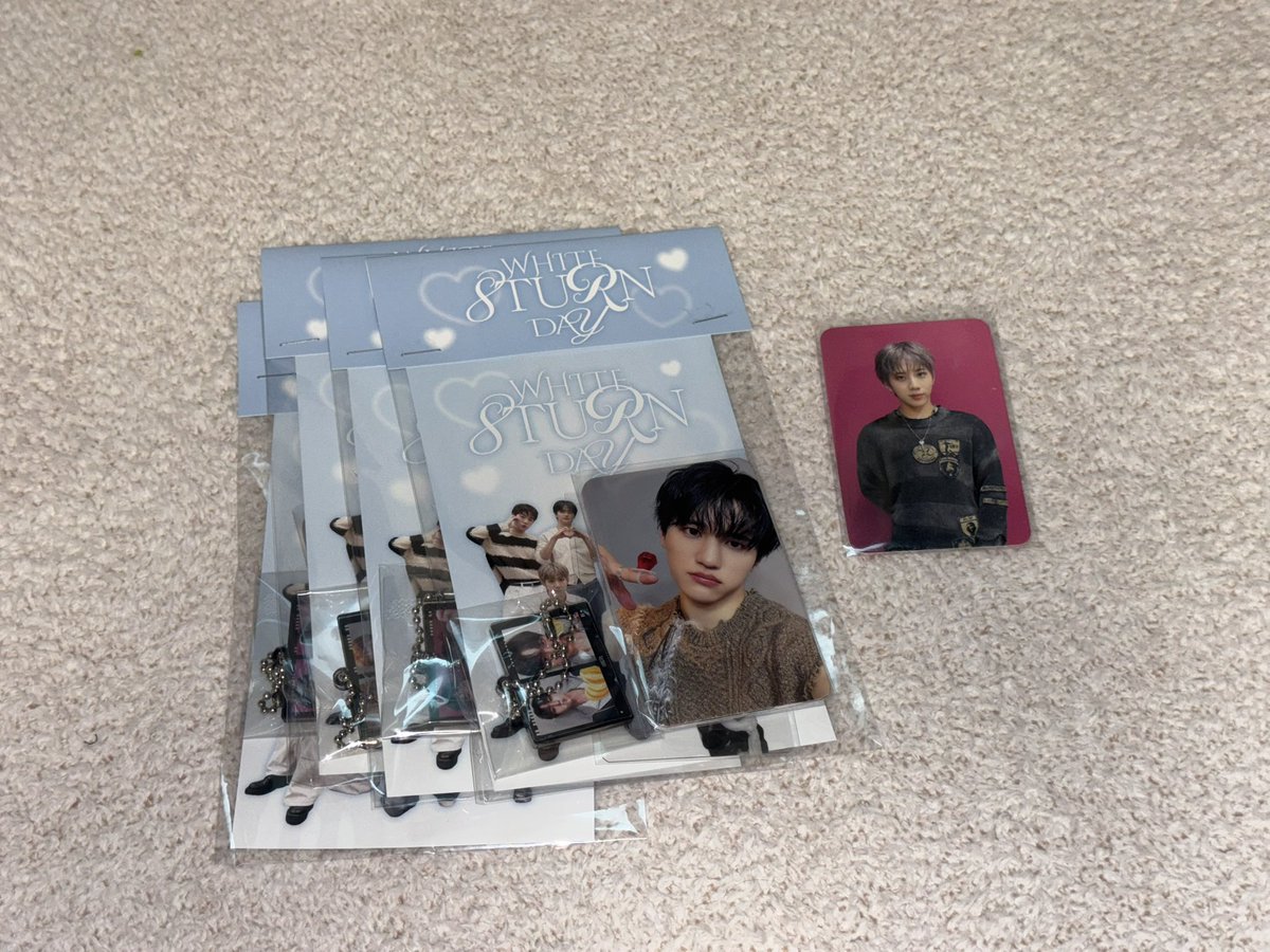luvlikemo's tweet photo. 8TURN 에잇턴 미공포 양도

디마뮤 디어마이뮤직

Package 패키지 each 0.4
수량 많음
사진에 잇는 수량보다 많이 더 있어요

윤규 포카 0.3

화이트데이

명호 재윤 민호 윤성 해민 경민 윤규 승헌 8turn 공방 포카 분철 양도 싸폴 폴라 대면 영통 팬싸 포토카드 이다생 레고 공방 미팬 https://t.co/nPypweqUKM