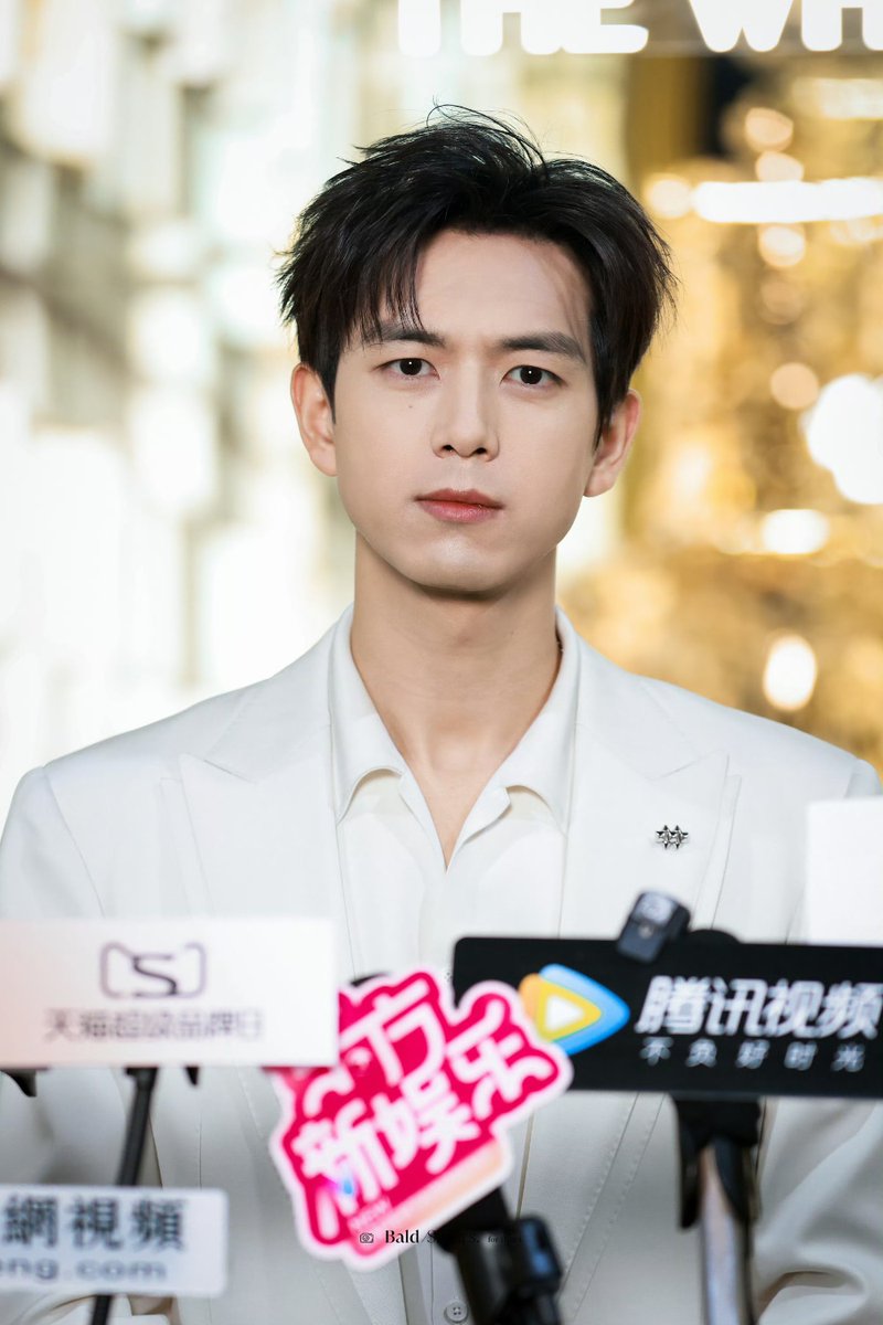 li xian 李现 source tweet media