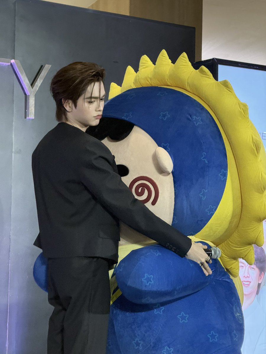 Welcome to Mark single dad era