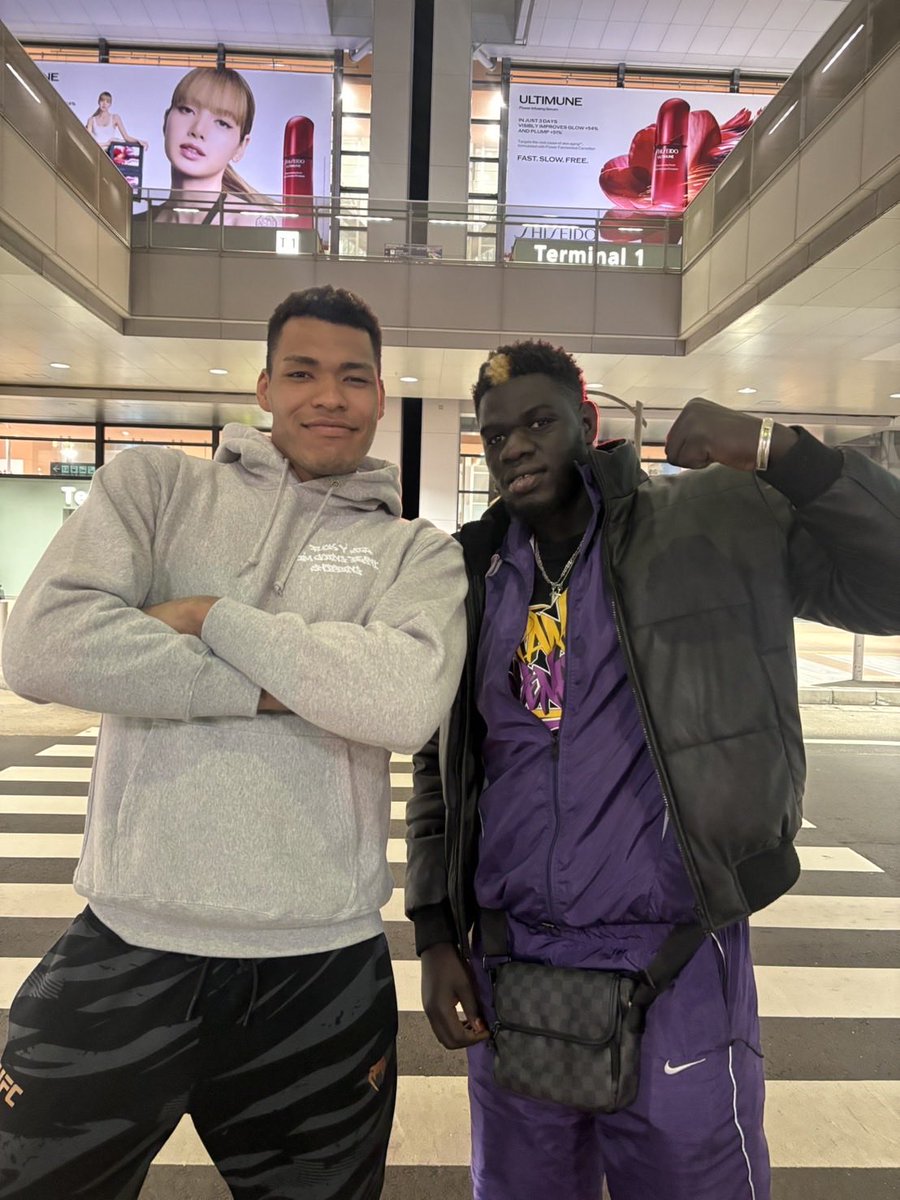 エドポロキング tweet media