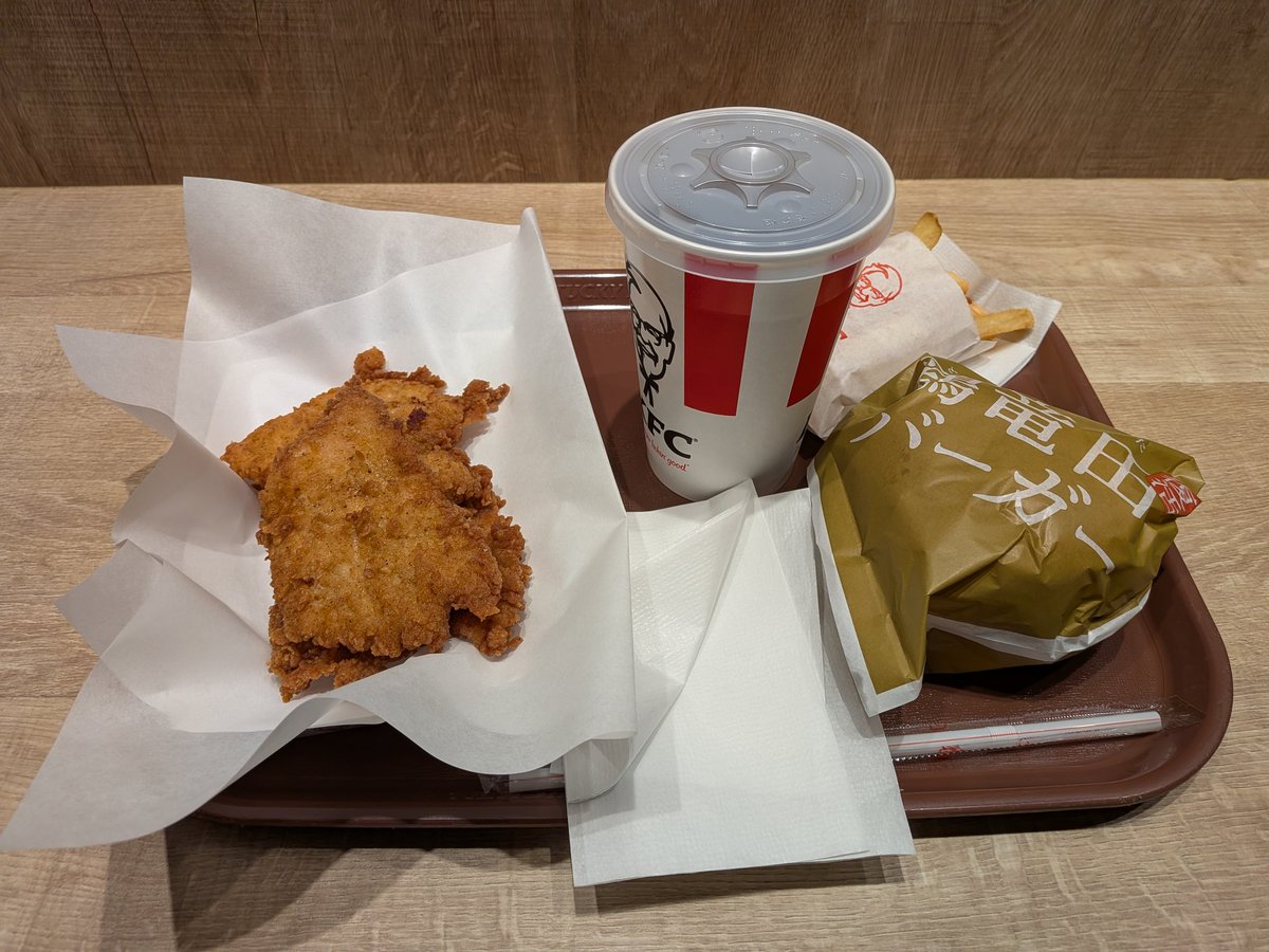 ひつじ…？ tweet media