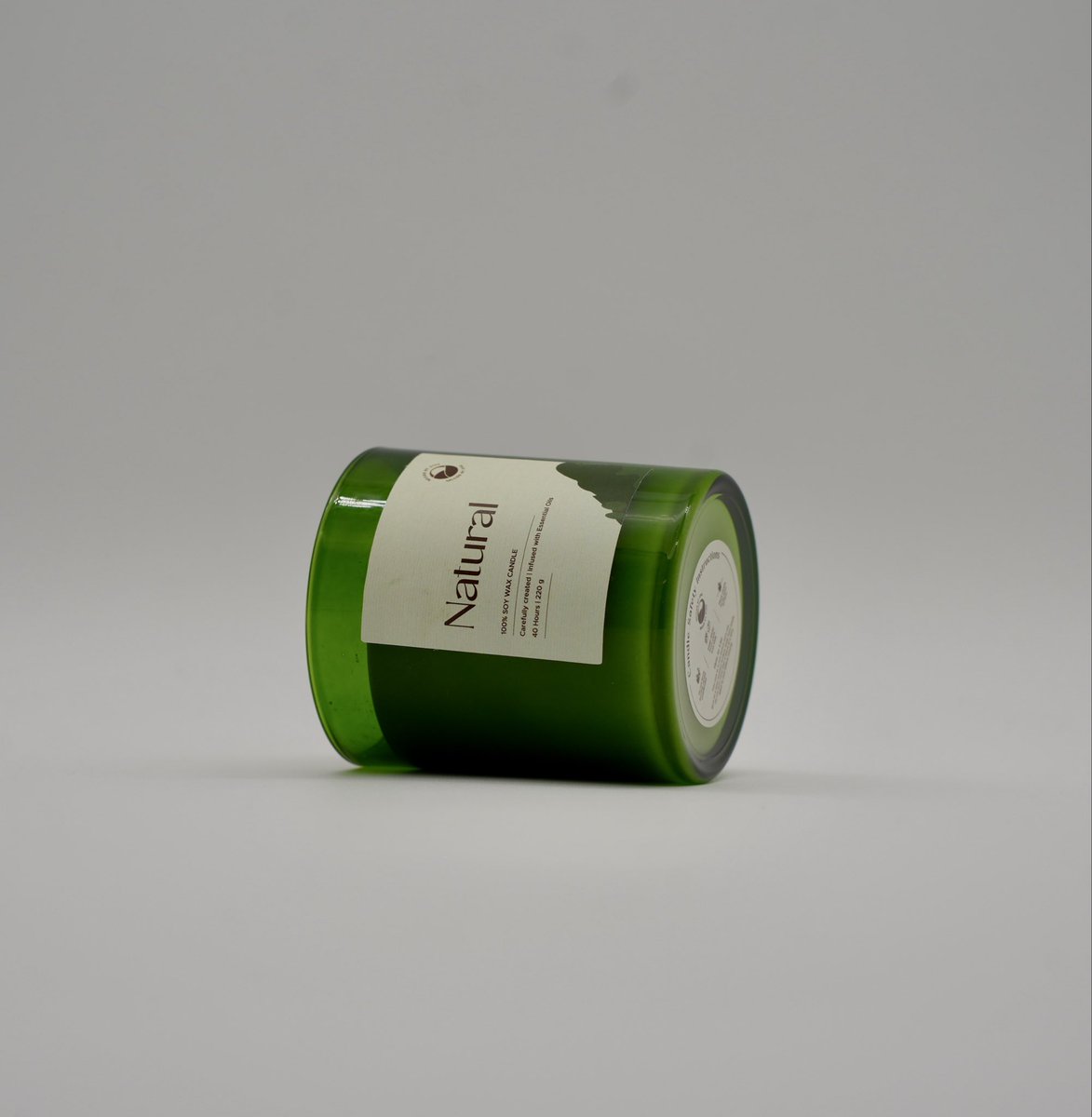 the2702company's tweet image. Simplicity, refined 🍃✨
 Natural is calm, clean, and effortlessly elevated: designed to bring a sense of calm and clarity into a space.

#candles #wellness