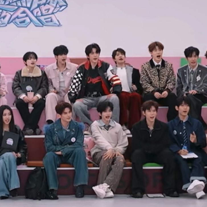 And again chenle 5 potato talls
                     o             o         o          o            o
                    /|\           /|\     /|\       /|\         /|\
         웃        /\           /\       /\        /\          /\