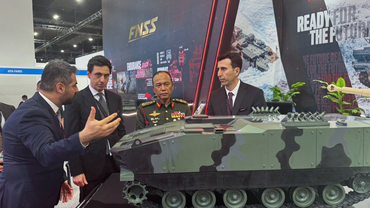 Defence_IDA's tweet image. FNSS showcased a range of advanced defence systems at DSA &amp;amp; NATSEC ASIA 2026, held in Kuala Lumpur, Malaysia from 20 to 23 April 2026, highlighting its latest capabilities in armoured and tactical vehicle solutions.

#DSA2026 #IDA @FNSS_Savunma #MALAYSIA