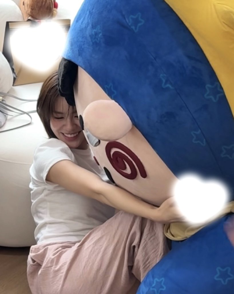 THIS IS A JOINT HOUSEHOLD OF MY GAY AND LESBIAN FAMILY TOGETHER