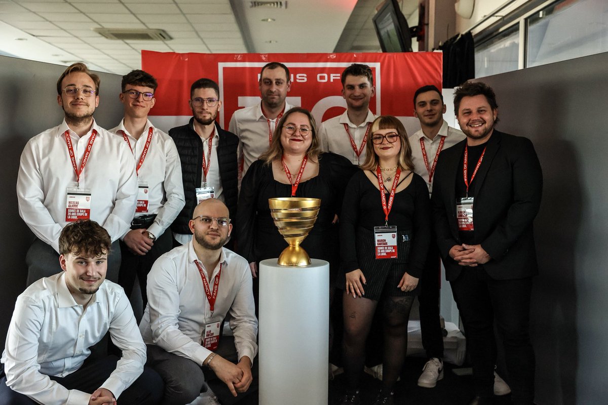 samouelncy's tweet photo. Soirée inoubliable ⭐️
Merci à toute l’équipe, mais surtout merci à vous de nous avoir fait confiance pour cette magnifique soirée !

On l’a fait ! 20 ans après ! 🏆 https://t.co/DbSLCmuxDm
