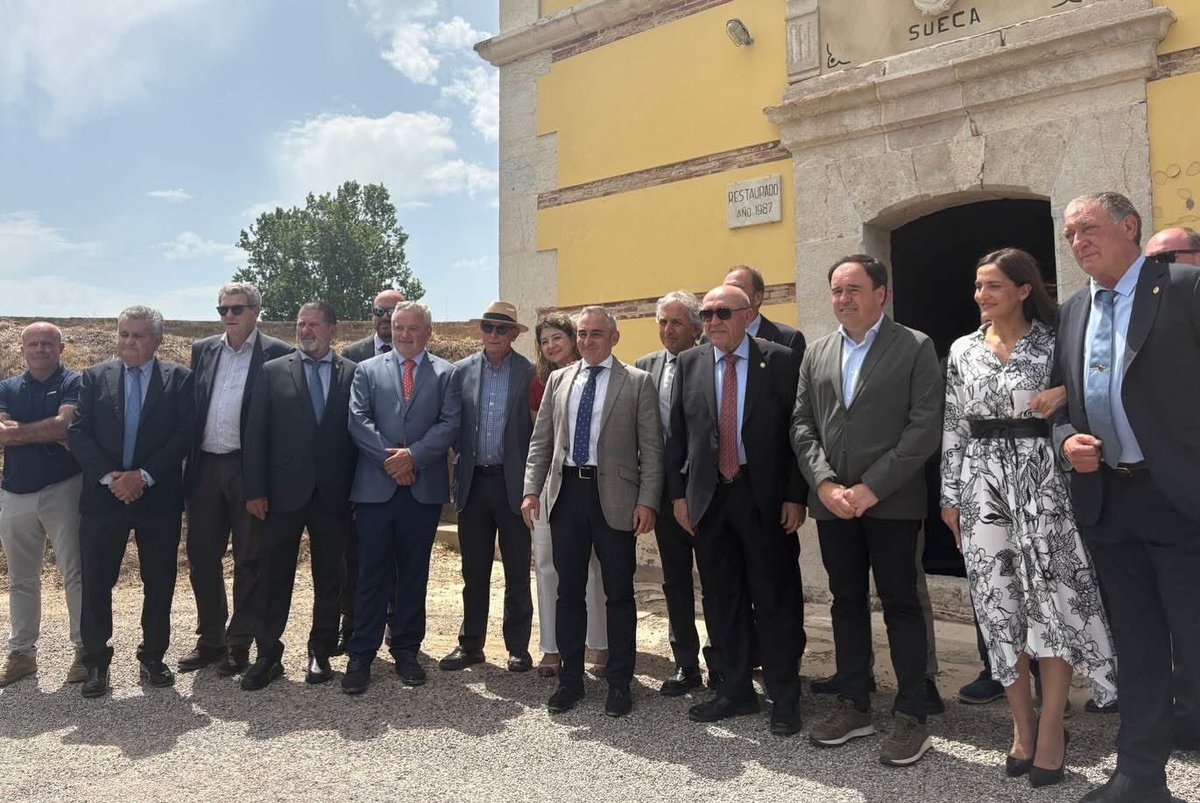 Fecoreva tweet media