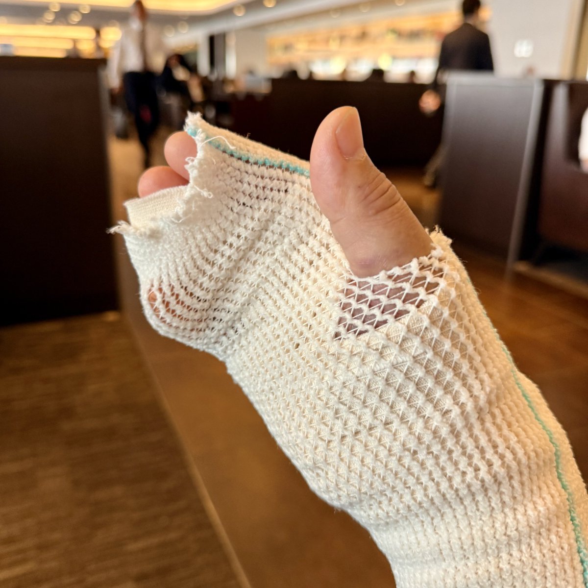 Blue Head tweet media