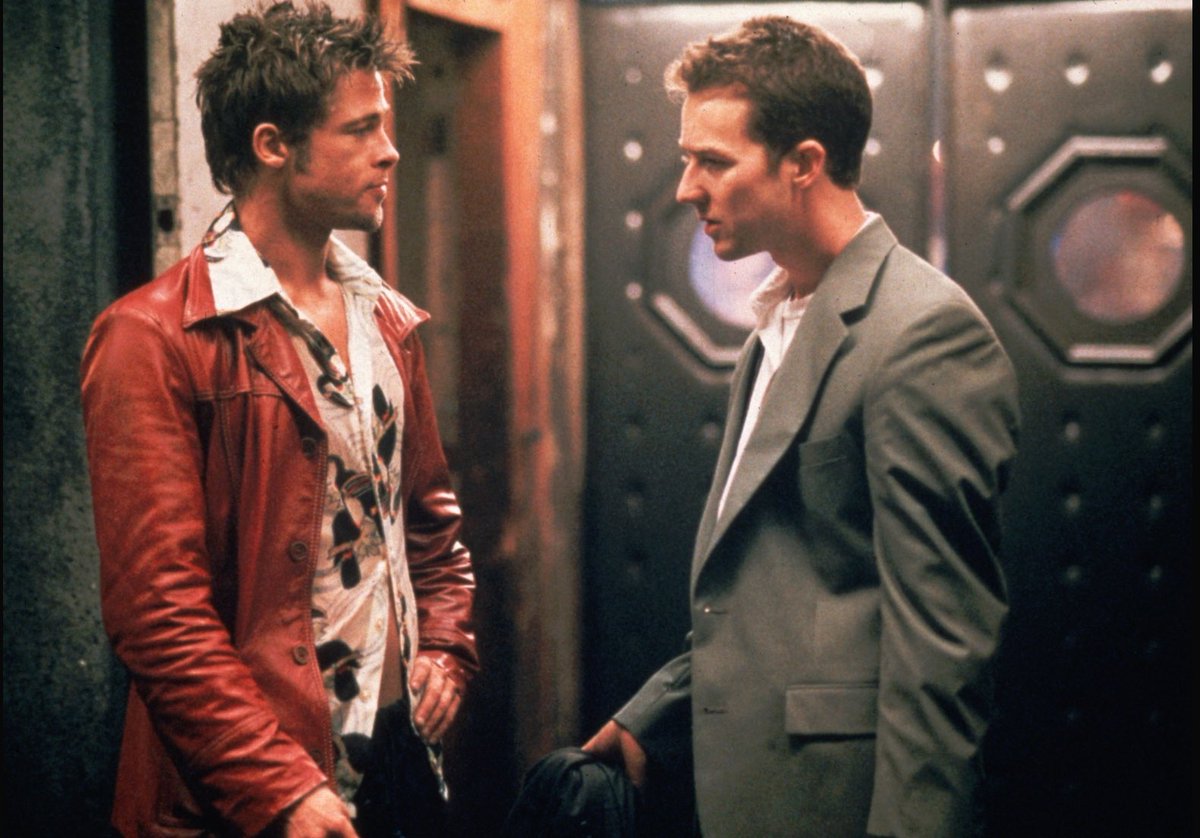 Lulamaybelle's tweet image. David Fincher’s #FightClub is an absolutely brilliant satire on masculinity &amp;amp; consumerism that sneaks in a dark classic romcom as a lil’ treat. Brad Pitt, Edward Norton &amp;amp; Helena Bonham Carter are completely locked in. My favorite Fincher film. Gorgeous in 4k on the big screen.