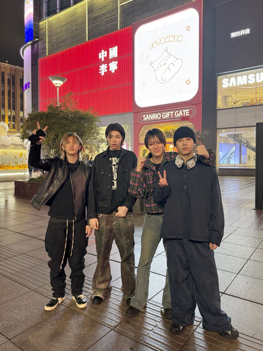 자스 ✮ tweet media