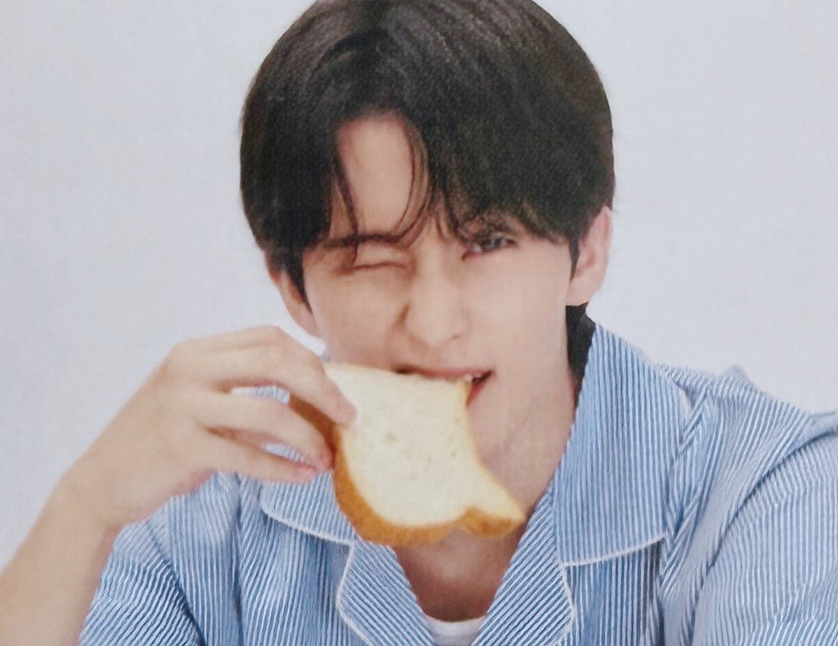 마크가너무좋아서 tweet media