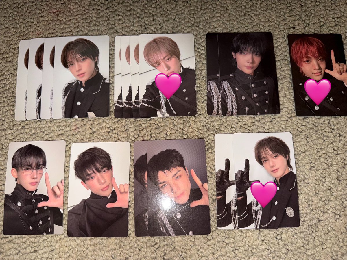 しおり tweet media