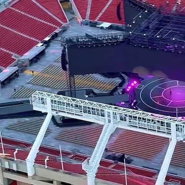 Omg the set up for Tampa !!!!!!!