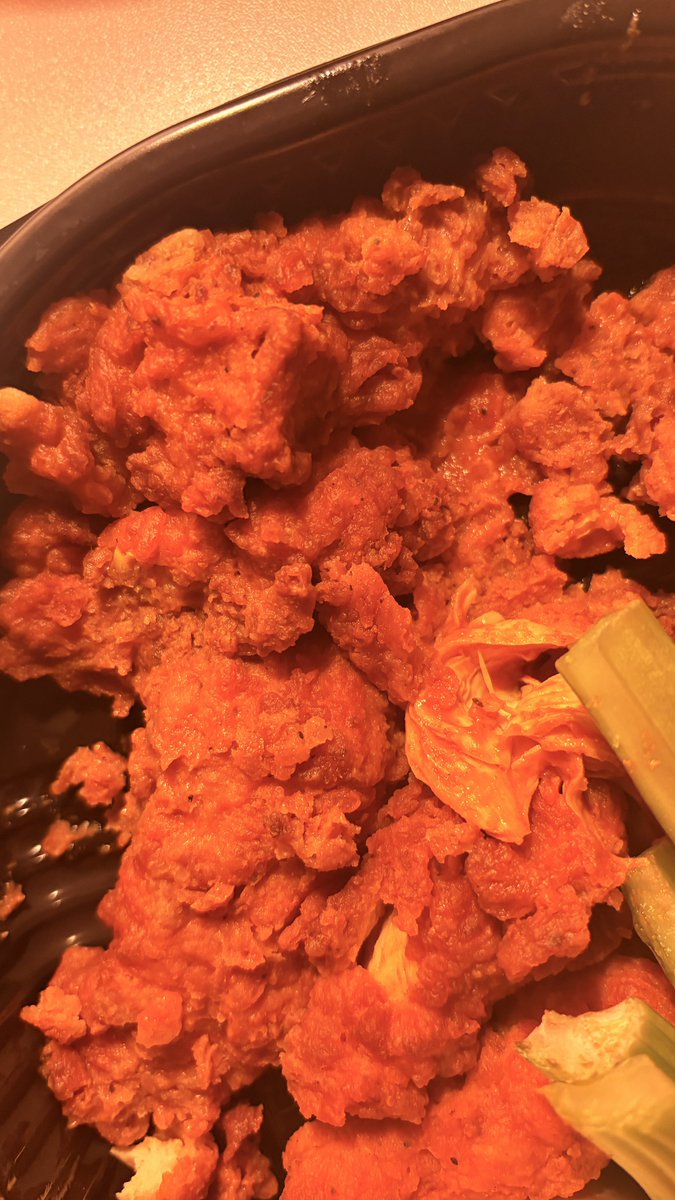 slmlws's tweet photo. @UberEats soggy, stale, and super disappointed. https://t.co/NmCYcwnUtZ