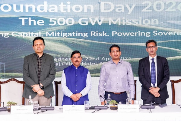 InvGurInd's tweet image. India has posted record 6.1 GW wind energy addition in 2025-26: @JoshiPralhad 

investmentguruindia.com/newsdetail/ind…

#Industry @JoshiPralhad  #energysector #WIPPA @mnreindia  #ALMM #SolarEnergy #WindEnergy #Investmentguruindia