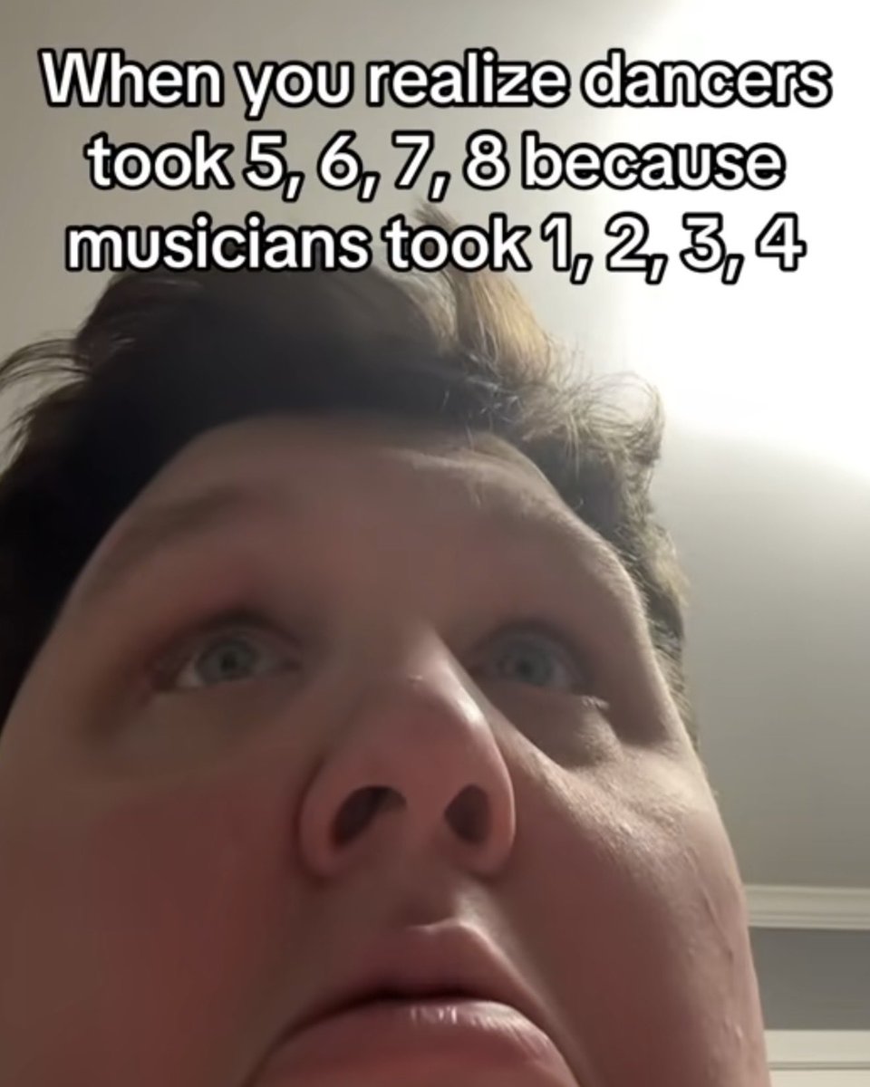 NO CONTEXT HUMANS tweet media