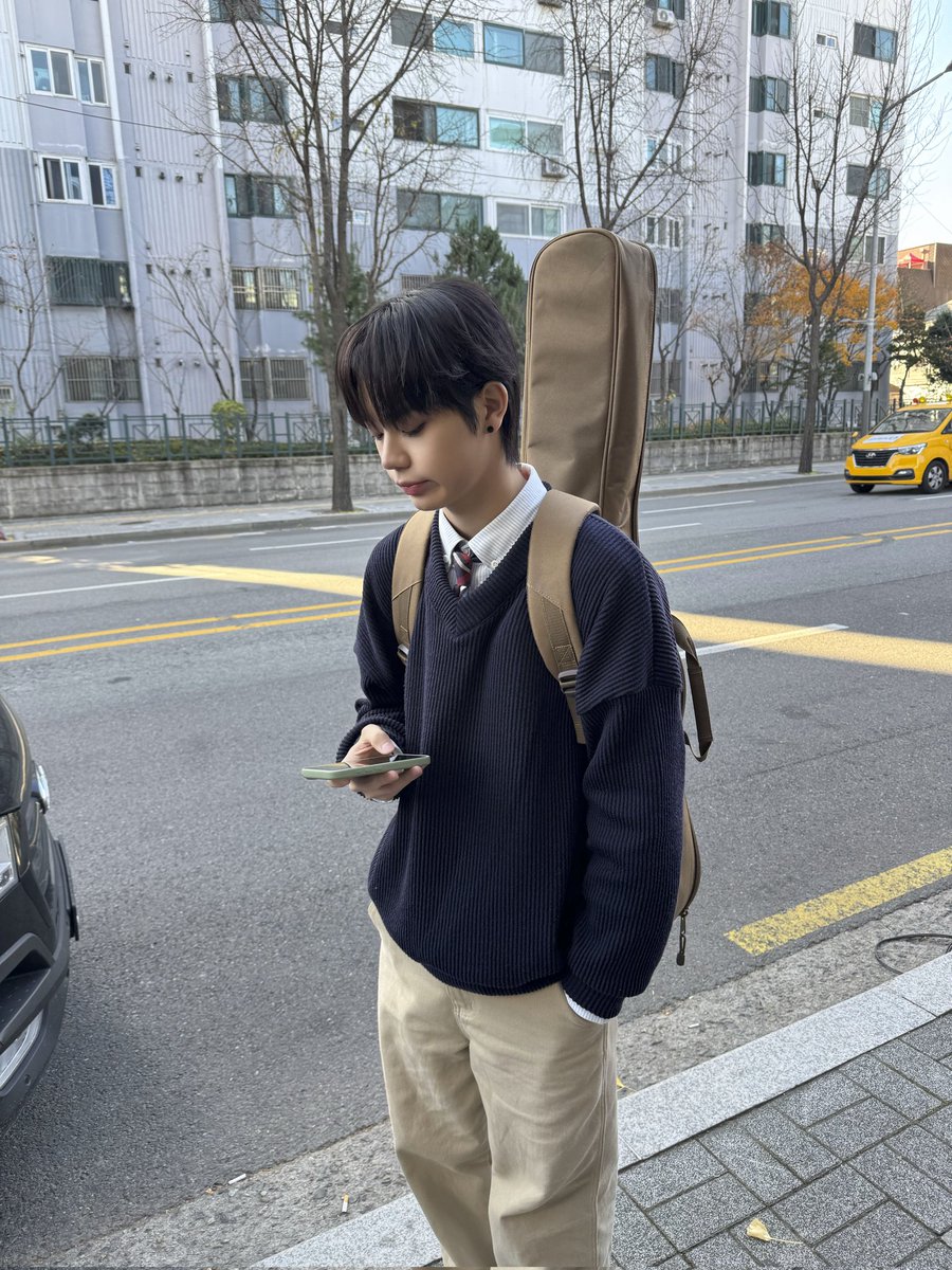 ohyul es tan boyfriend material ♡