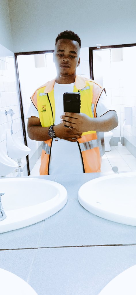 Cole Msk🇸🇿 tweet media