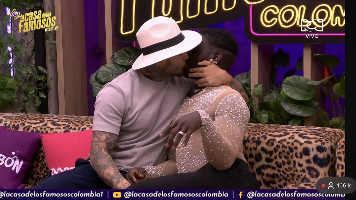 carlossmusica's tweet photo. Naim con Carlos Alberto y ahora Tebi con Campanita JAJAJA #LaMansionVip #LaCasaDeLosFamososCol3 https://t.co/VCJIdYF3t0