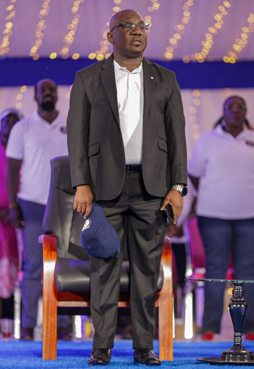 Alex Luganda tweet media