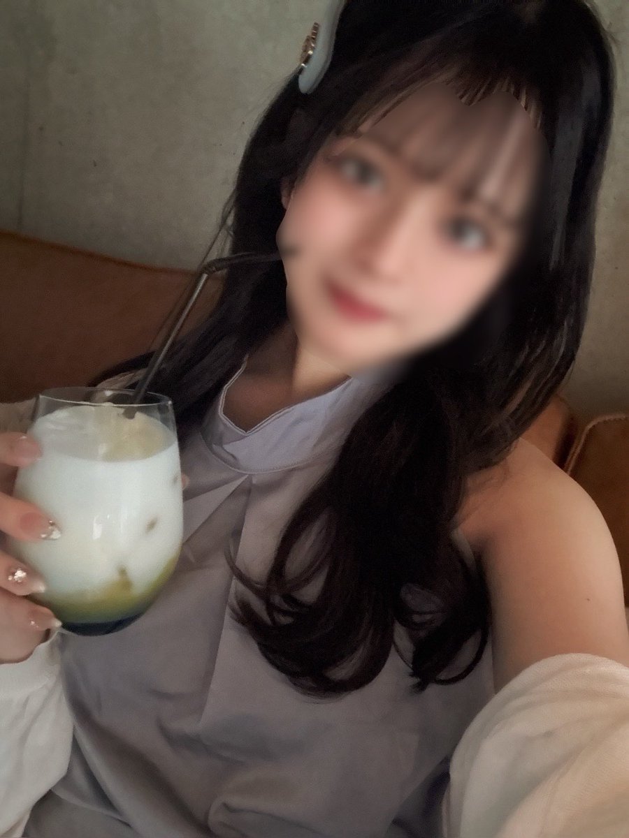 mero122561's tweet photo. フォローしたら、もう少し近くなるけど…いい？🤍

#自撮り #雰��気推して #フォロー歓迎 https://t.co/b1G9IoPOni