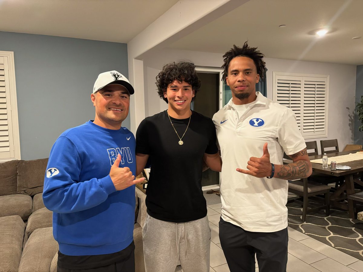 Blake Wong 4 ⭐️ 27’ WR tweet media