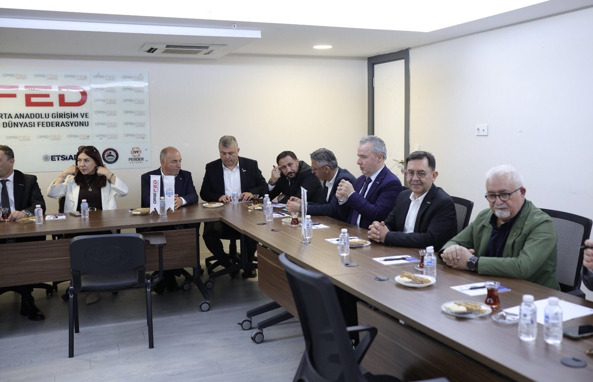 efesiad's tweet photo. Yönetim Kurulu üyelerimiz Mehmet Yirmibeş, Nail Nuri Ağaçcı ve Regaip Sarı ORSİFED ve GESİFED Yönetim Kurulları olarak, ORSİFED  federasyon merkezinde ortak Yönetim Kurulu toplantına katıldı. 
ORAİFED Yönetim Kurulu’na  teşekkür ederiz. https://t.co/d7HQILbKyf