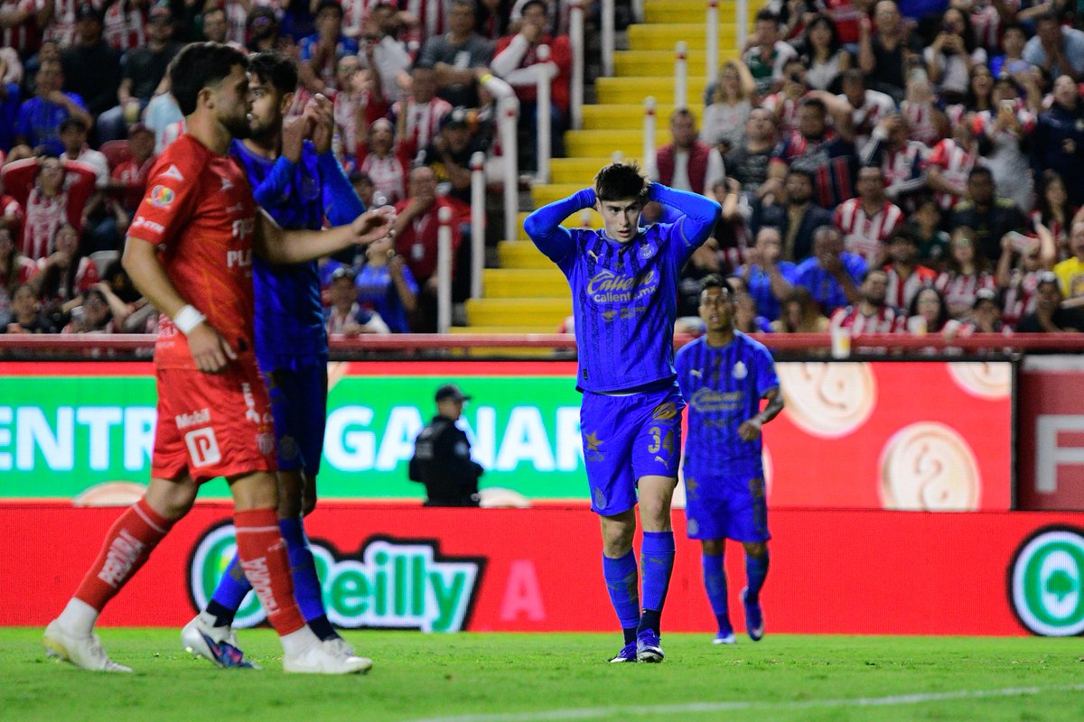 quierotv_gdl's tweet image. ⚽️Salé Armando González quién tiene 12 goles en el presente torneo por 13 de Joao Pedro, quién hoy marcó ante Santos.