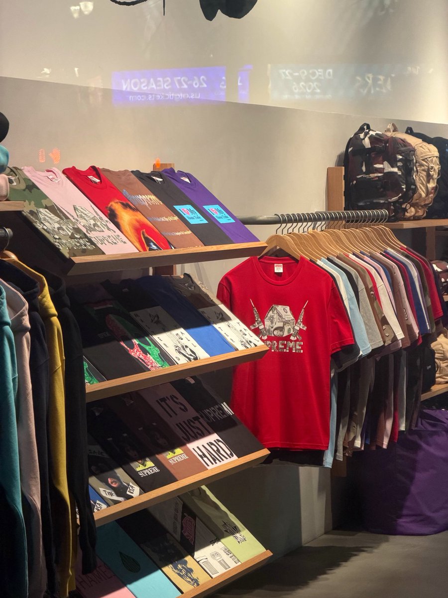 TomasuVT's tweet image. Supreme Week 9 #SS26
📸 by @ErnestKavol4