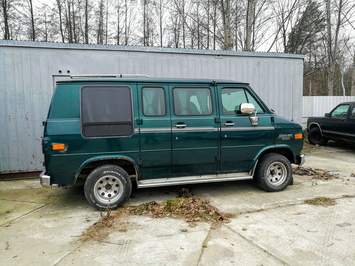 Pawel_El_'s tweet image. Chevrolet G20 🇺🇸. Taki mikrovan 🙂

#oldtimer #chevy #g20 #motorhome #vanlife #camper