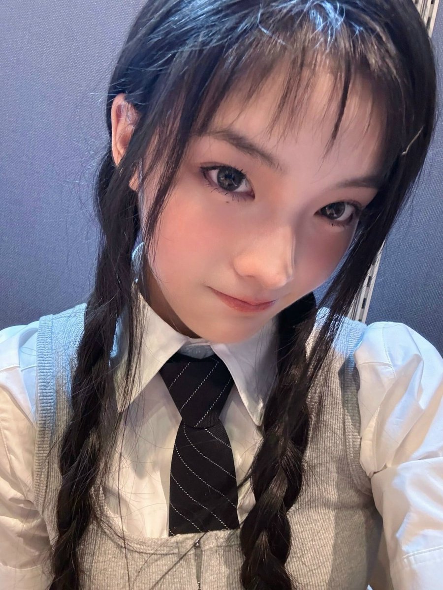 po͞c𝕜et ˖ ♬ ⋅. s𝕚ze tweet media